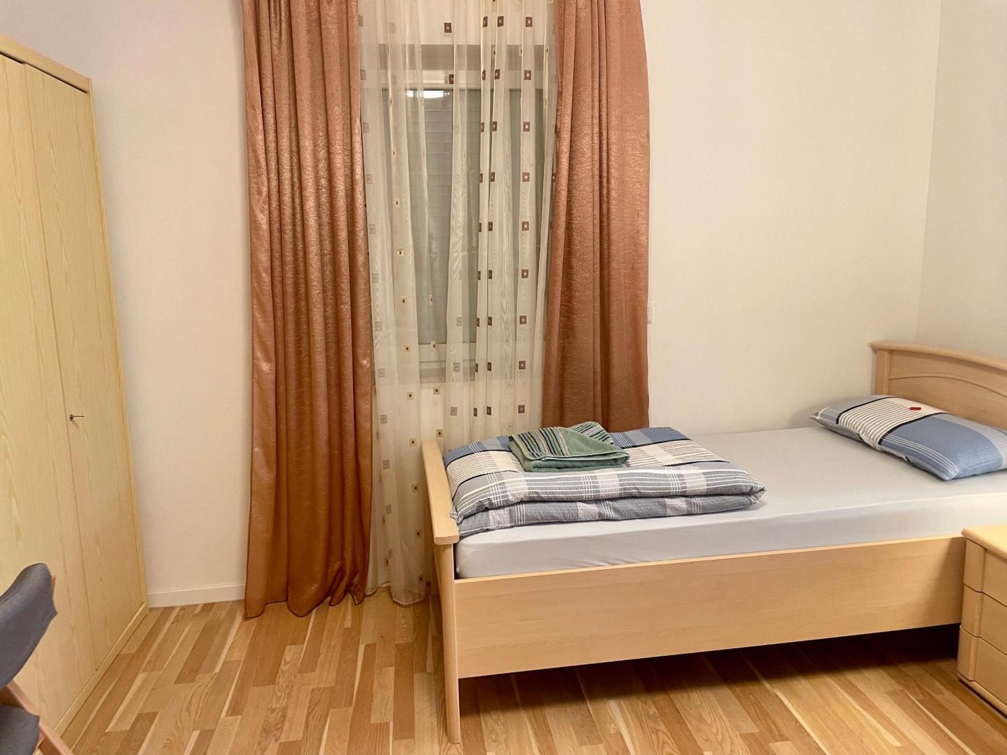 Casa Giulia 2 Zimmer Nahe Giessen, Kueche, Bad, Wlan, Parkplatz Krofdorf-Gleiberg Exterior foto