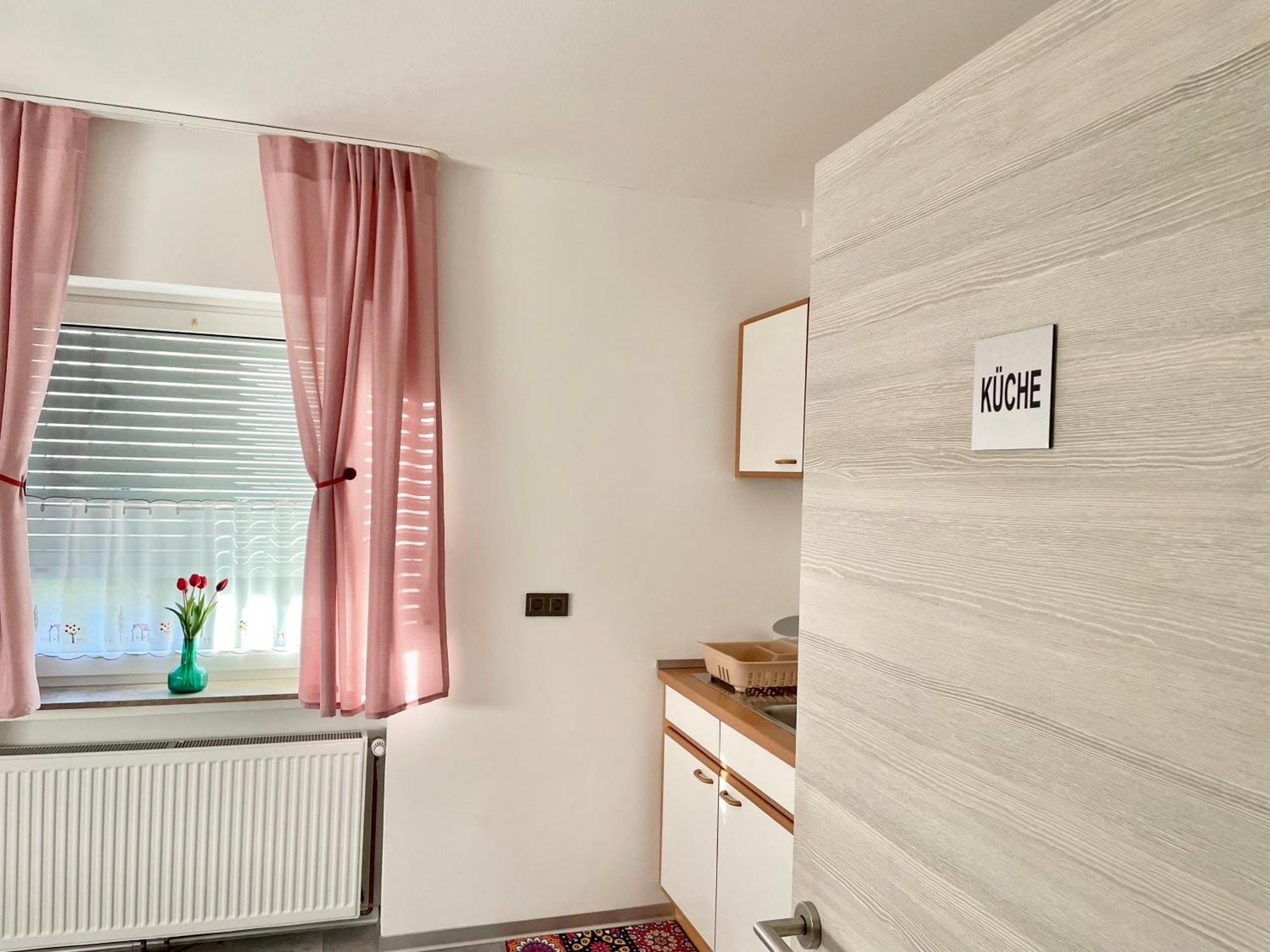 Casa Giulia 2 Zimmer Nahe Giessen, Kueche, Bad, Wlan, Parkplatz Krofdorf-Gleiberg Exterior foto