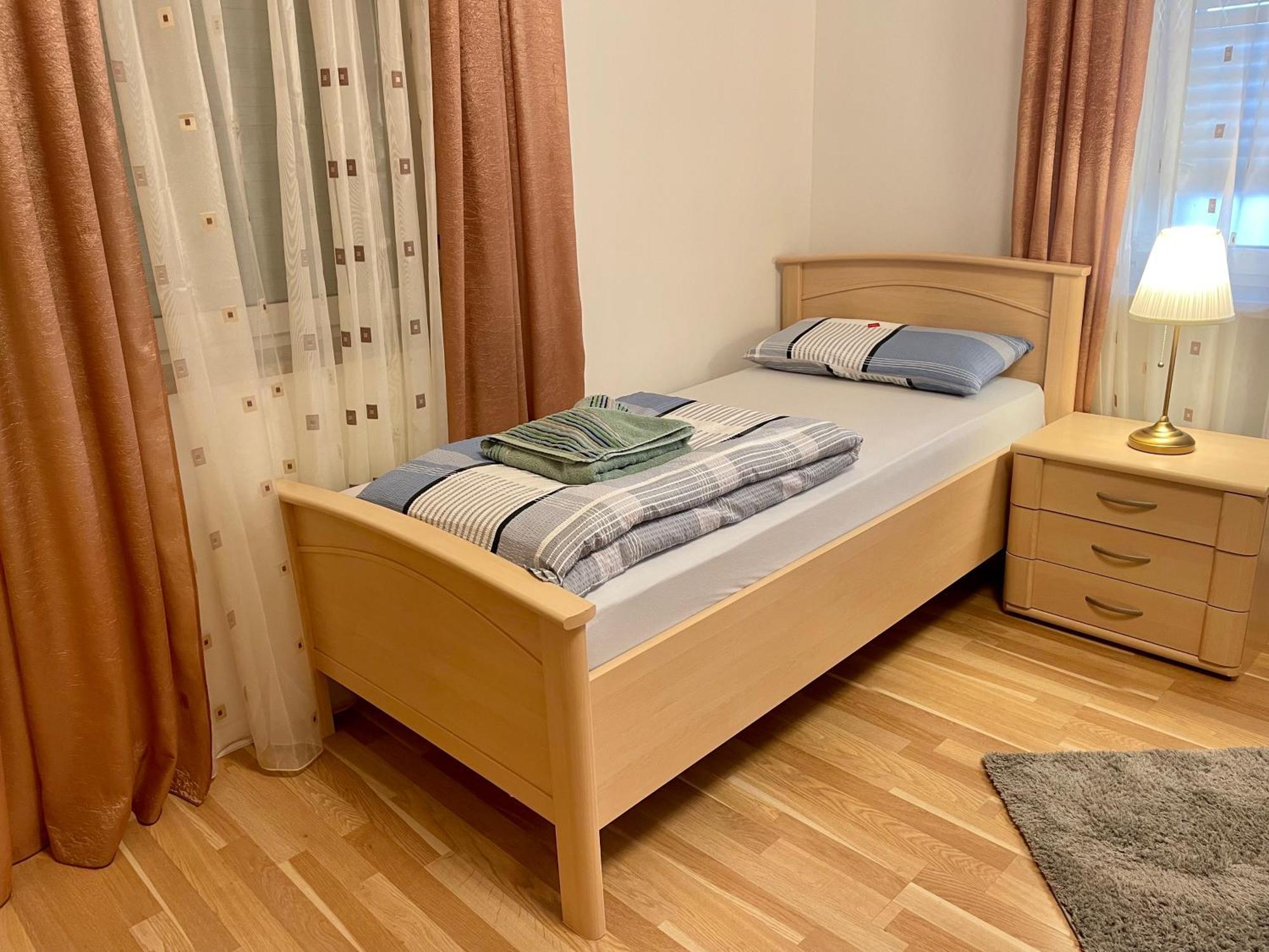 Casa Giulia 2 Zimmer Nahe Giessen, Kueche, Bad, Wlan, Parkplatz Krofdorf-Gleiberg Exterior foto