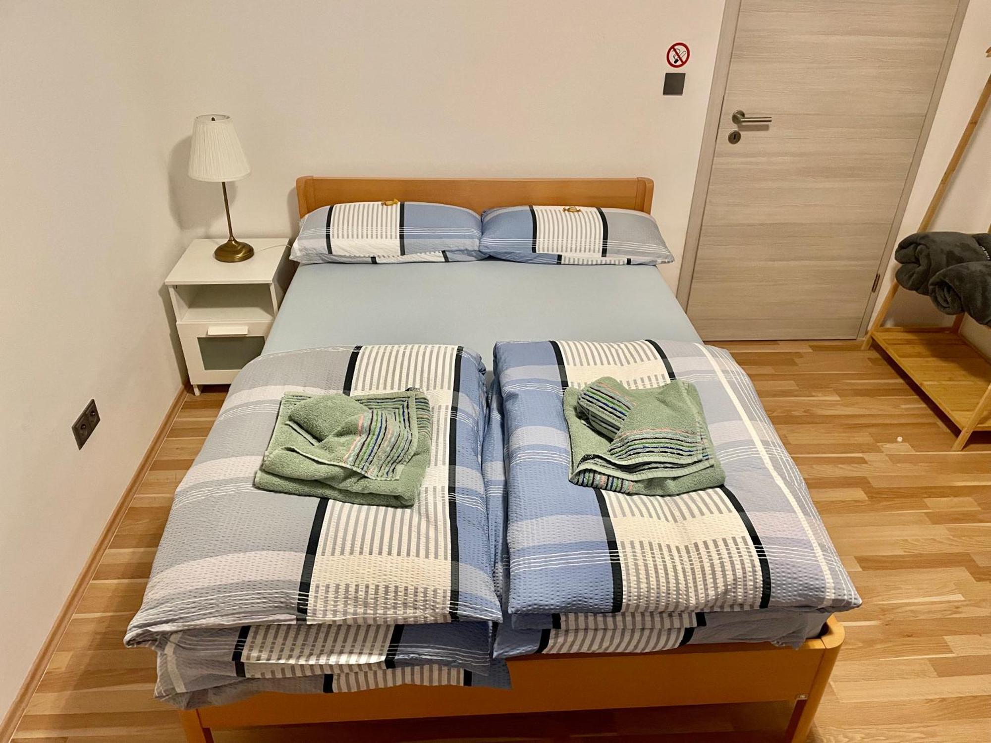 Casa Giulia 2 Zimmer Nahe Giessen, Kueche, Bad, Wlan, Parkplatz Krofdorf-Gleiberg Exterior foto